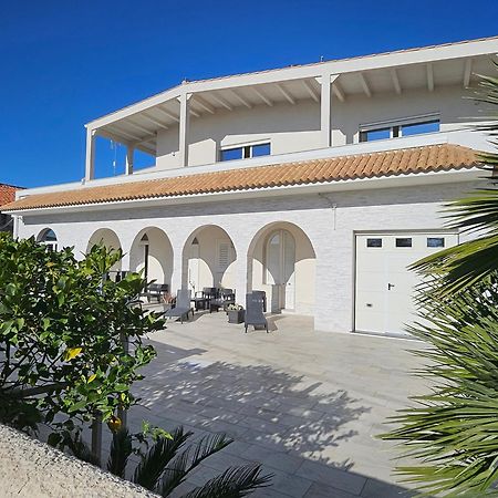 Villa Anny アヴォラ エクステリア 写真